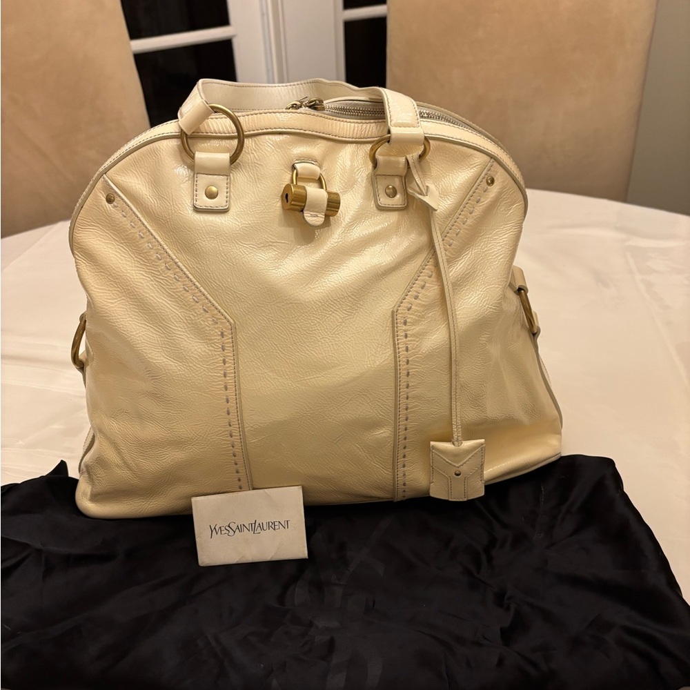 Yves Saint Laurent oversized Muse off-white leather purse. YSL great condition